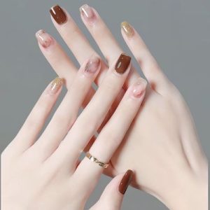 美甲 $115.00. 原价 $100.00. 现价 have a manicure